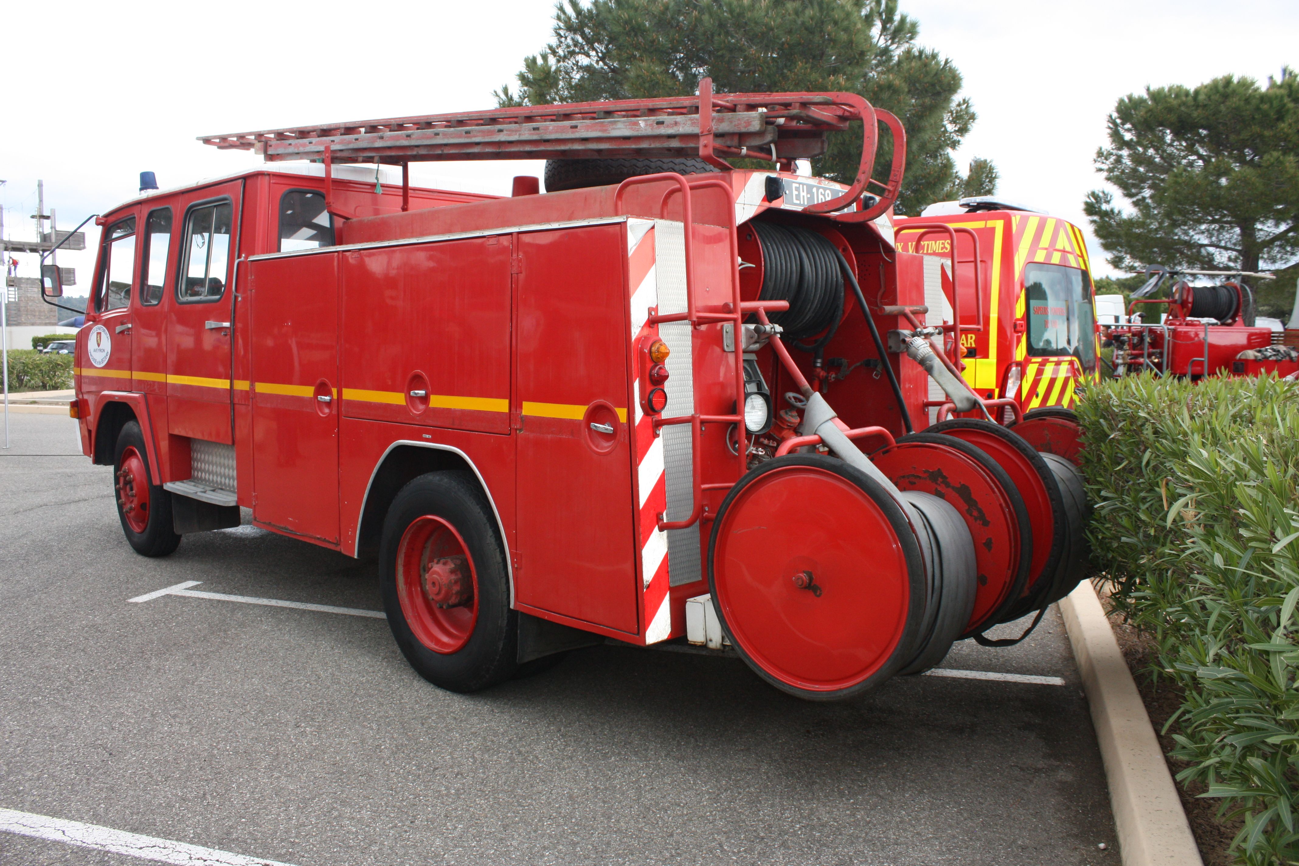 RENAULT G230 Phase Ii Tanker Truck Camiva Fpt Armee De L'air (1991), Military Gr