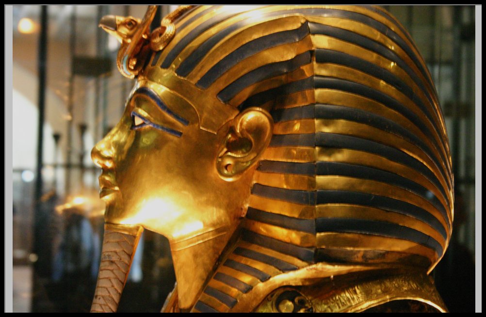 Le masque de Toutankhamon a retrouvé sa splendeur