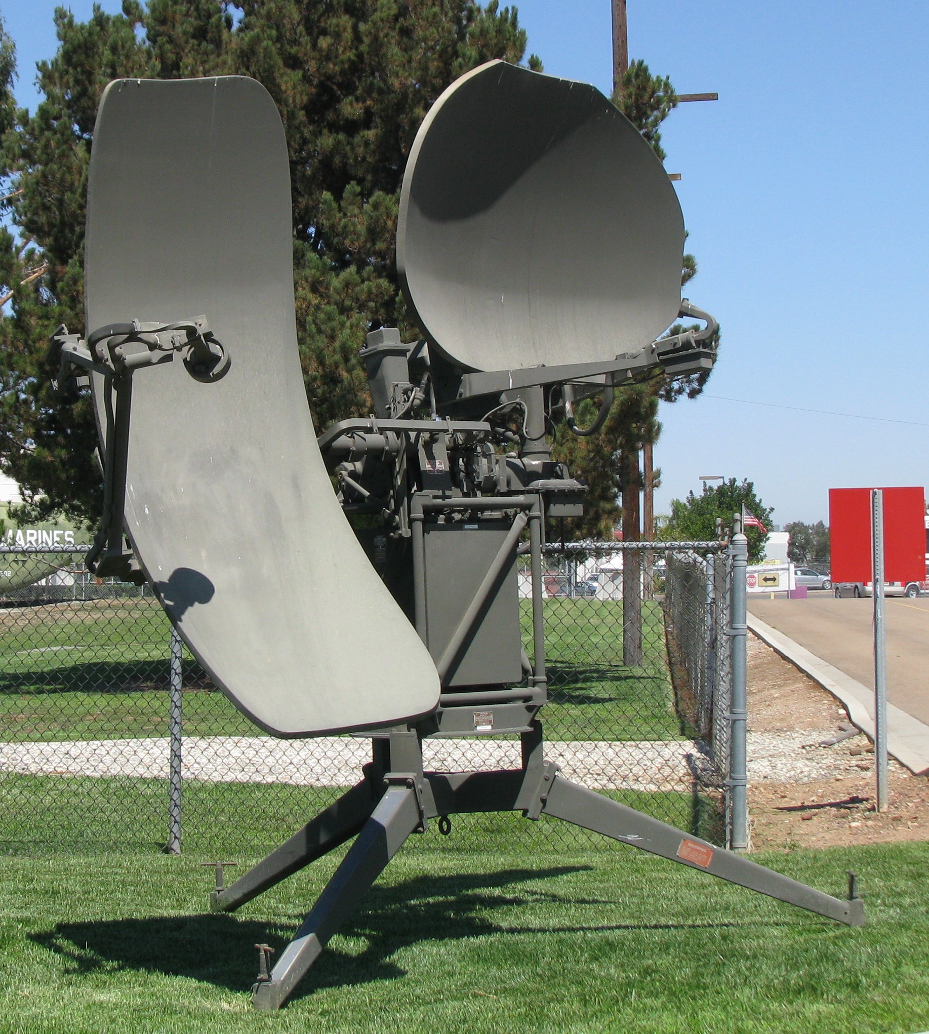 RadarAN TPN 8 a Ground Control Apprach GCA Radar Flying Leatherneck ...
