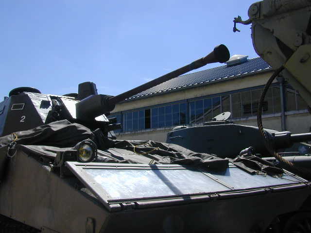 http://www.maquetland.com/upload/phototeque/images/347/AMX%2010%20P%20PROTO%20TOURELLE%20CANON%20DE%2040%20%20-%20Copie.jpg