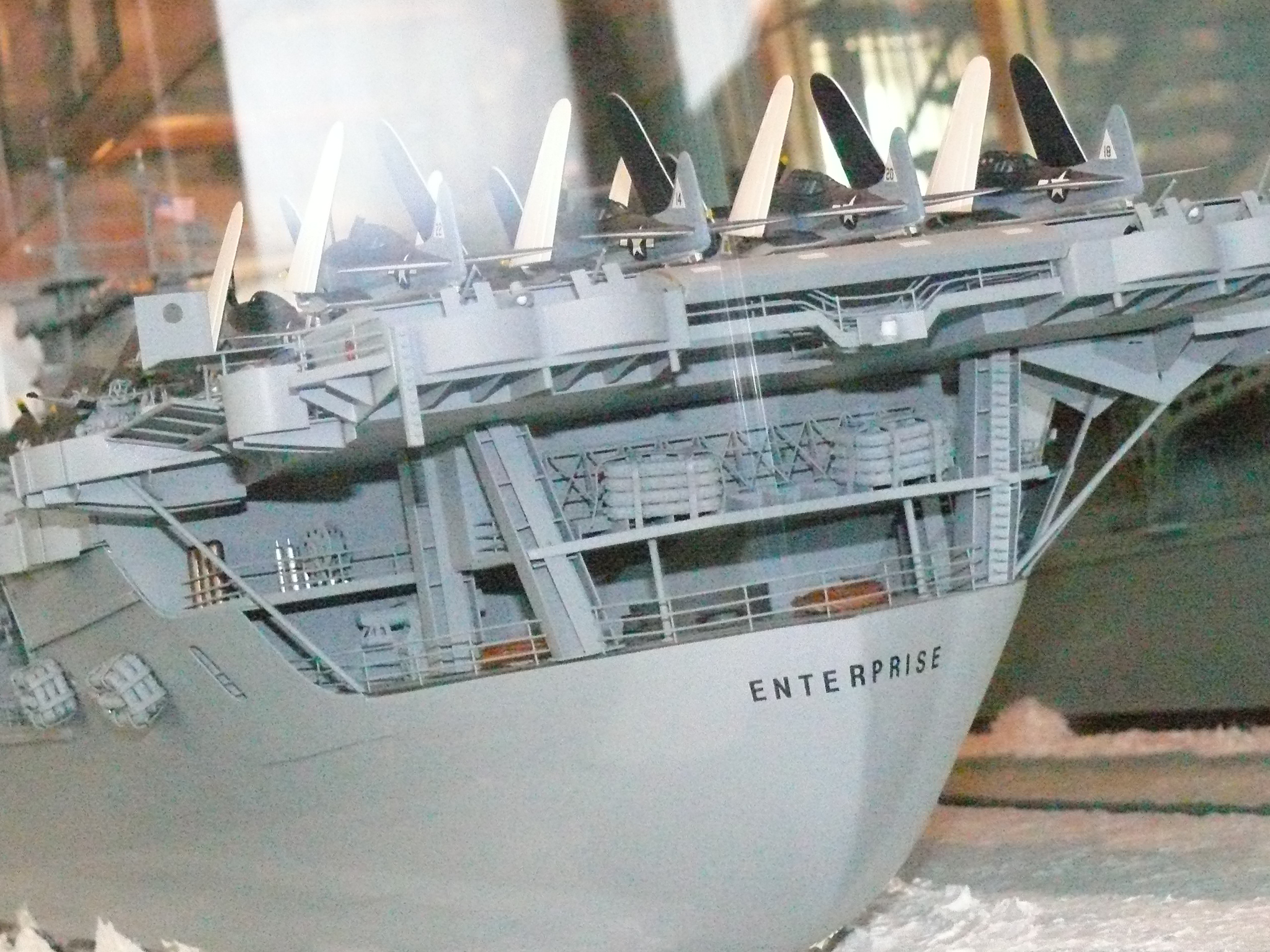 Maquette Meng Porte-avions de l'US Navy USS Enterprise (CV-6) 1/700