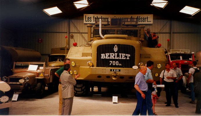 Berliet T 100 :Maquetland.com:: Le monde de la maquette