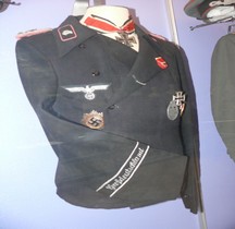 1944 Heer Infanterie Panzer-Regiment Gross deutchland Oberstleutnant mitt Sonderbekleidung der Deutschen Panzertruppen 2e Modèle  Bruxelle