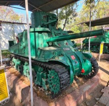 M3 Lee Canal Defence Light (CDL) Tank Cavalry Tank Museum Ahmednagar Inde