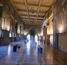 Bologna Palazzo d'Accursio Intérieur