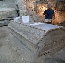 Médiéval  1245 Sarcophage Aymar de Bernin Vienne