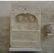 Stèles Funéraires Avignon Musée lapidaire