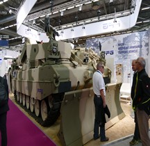 Léopard 2 Bergepanzer Wisent 2 Eurosatory 2018