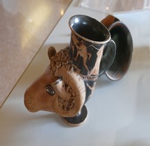 Etrurie Céramique Rhyton Bélier Ferrare