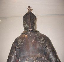 1630 Armure Louis XIII  Armure Noircie Fleurs de Lys Paris