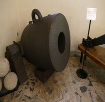 1828 Mortiers 330 mm en Fontede Forteresse Venise Musée Naval