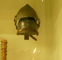 1915 Casque et Protection Corporelles Meaux