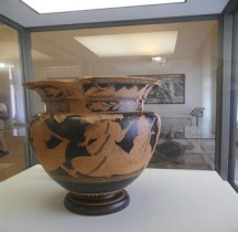 Grece Attique Cratère à Volutes Mythe Thésée Ferrare
