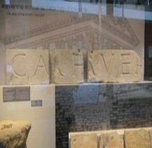 Ravenne Via Guerrini Architrave Batiment Public Classe Museo