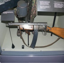 Fusil Assault Volkssturmgewehr 1-5  Londres