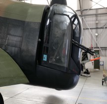 Tourelle Nash & Thompson  FN 20 Duxford Lancaster Tourelle queue