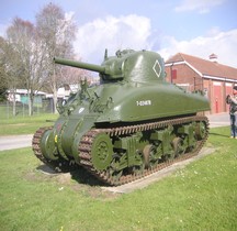 Char Moyen Sherman M4A1 Grizzly Tank Bovington