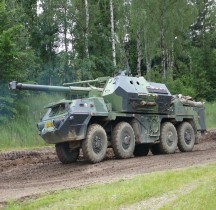 Automoteur 152mm DANA