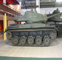 Char léger M 41  Saumur