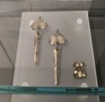 8 Moyen Age 550 Bijoux Ostrogoths Fibule et Broche Ravenne Museo Nazionale