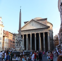 Rome Rione Pigna Panthéon Exterieur