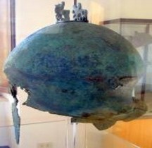 Casque Type Chalcidien