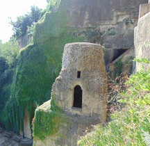 Naples Tomba di Virgilio Parco Vergiliano a Piedigrotta