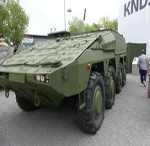 Boxer Grp Gruppentransporterfahrzeug  UAV  Système robotique (Robotic Systems)  UISR (reconnaissance) et C-UAS (lutte anti-drones)Eurosatory 2026