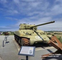 Char Moyen Sherman M4A1 76W Plougoinvelin