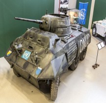 M8 Light Armored Car Greyhound Arsenalen Suède