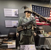 1944 Heer Infanterie Schützen  Plougoinvelin