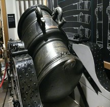 1692 Mortar, 18.5-inch and Bed  Londres