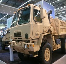 Oshkosh FMTV cabine Blindée (Eurosatory 2010)