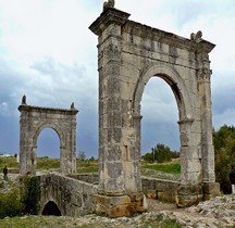 Bouches du Rhone St Chamas Pont Flavien