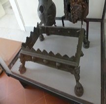 Vie Quotidienne Ustensiles Focus Brasero Focus turicremus Pompei Naples MANN