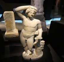 Statuaire.Divinités Apollon Augusteumde Nimes   Nimes MR