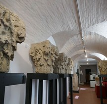 Rimini San Lorenzo al Monte Chapiteaux Romains Rimini Musée Archéologique