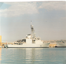 Destroyer Porte Hélicopteres DDG 283  Algonquin