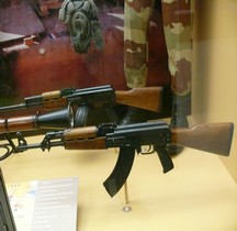 Fusil d assault AK 47 Saumur