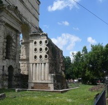 Rome Rione Esquilino  Tombeau Marcus Virgilius Eurisaces