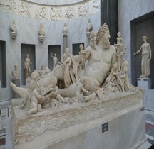 Rome Rione Campo Marzio Temple d' Isis Iséum  Le Nil  Vatican Museii Vaticani