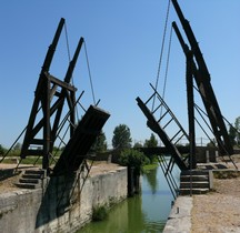 Bouches du Rhone Arles Pont Van Gogh