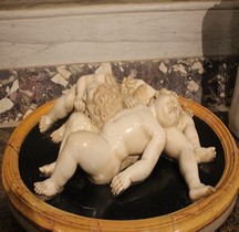 Statuaire Renaissance tre putti adormentiti 1609 Anonino Rome Villa Borghèse