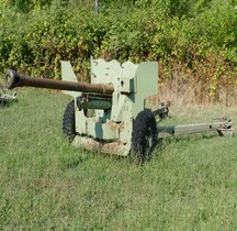 Canon anti Char 6 pounder Bologne