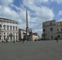 Rome Obélisques Rione Trevi  Piazza Quirinale Obélisque