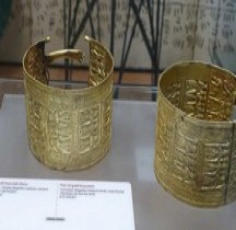 5 Etrurie Armilia Bracelet Tombe Regolini-Galassi Rome Vatican