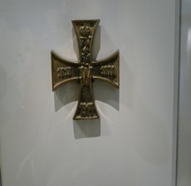 1914 Presse Papier Bronze Forme Croix de Fer