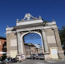 Ravenne Porta Nova ou Porta Gregoriana ou Porta Pamphilia