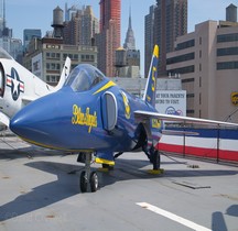 Grumman F11 F1 Tiger Blues Angels USS Intrepid