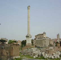 Rome Rione Campitelli Forum Romain Colonne de Phocas  Columna Phocatis